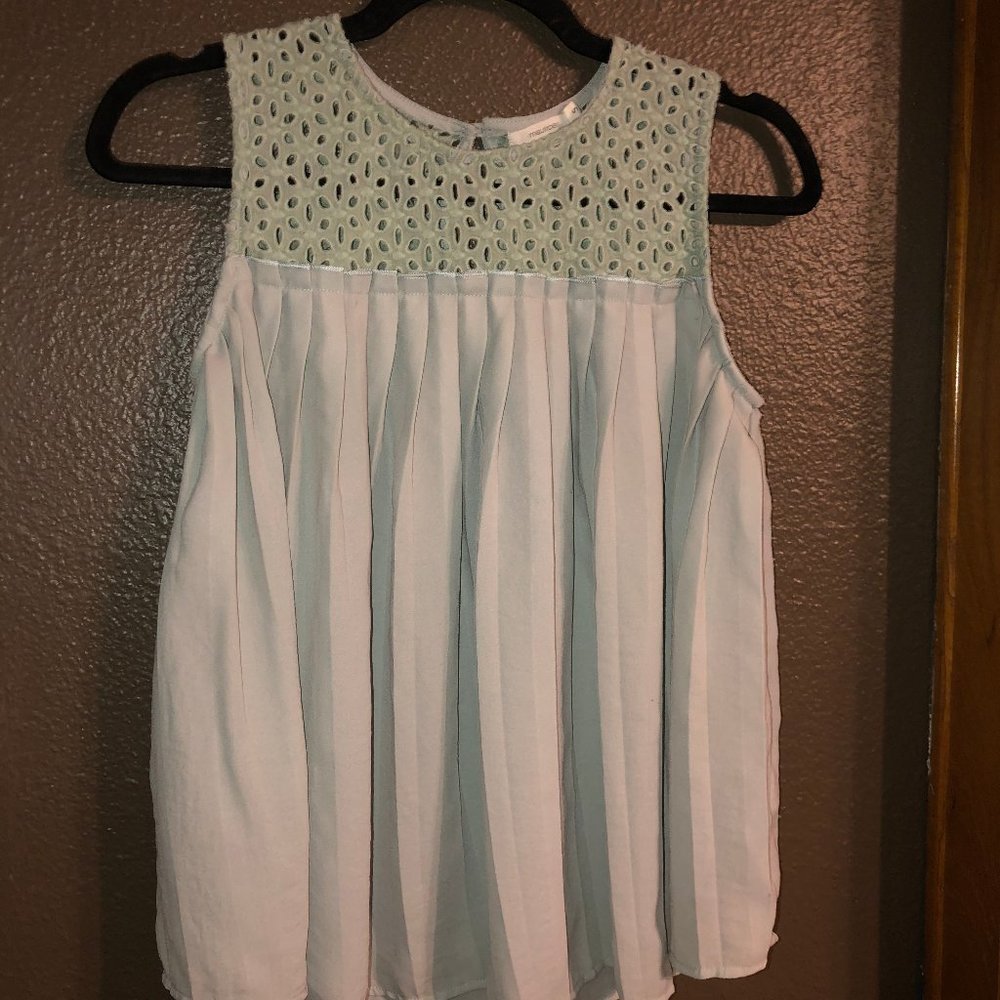 Maurices Tank